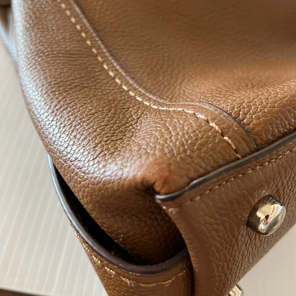 Classic Coach Edie 31 Saddle Tan Leather Double Handled Shoulder Bag - Picture 14 of 16